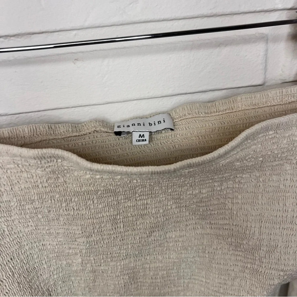 Gianni Bini Neutral Square Neck Smock Long Sleeve Crop Top, Women’s Size Medium - Picture 5 of 8